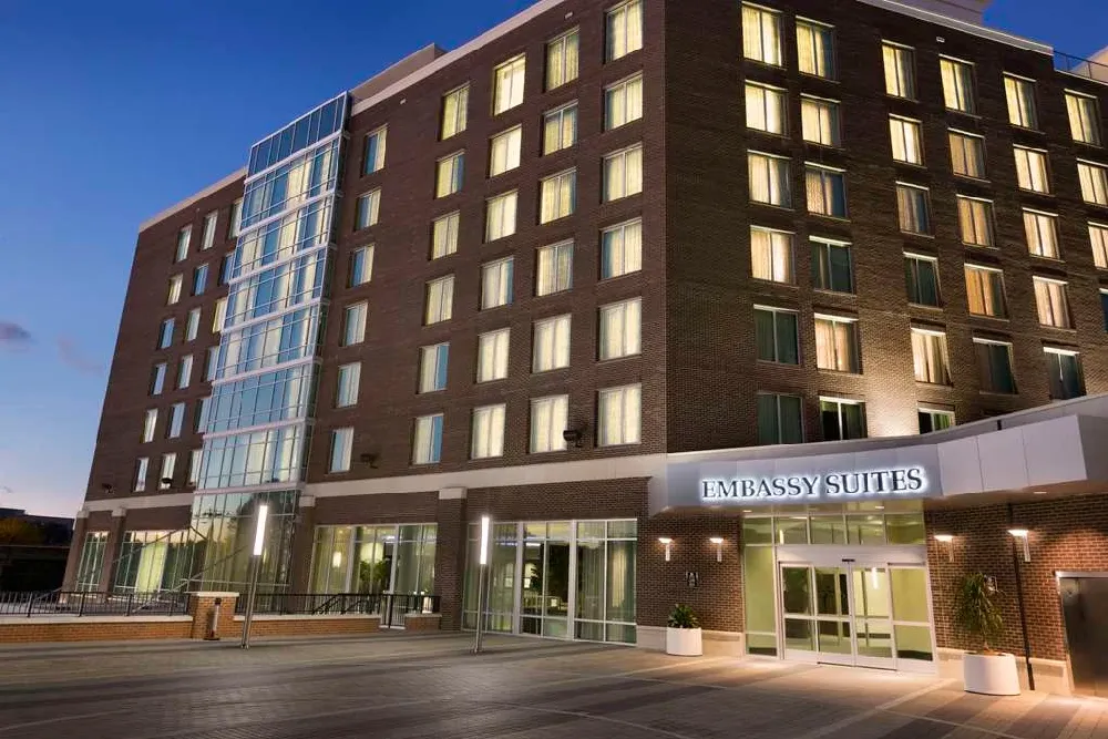 Embassy Suites Greenville Downtown Riverplace